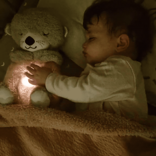 Nutria Peluche Apego Respira Bebé — respiración rítmica animada